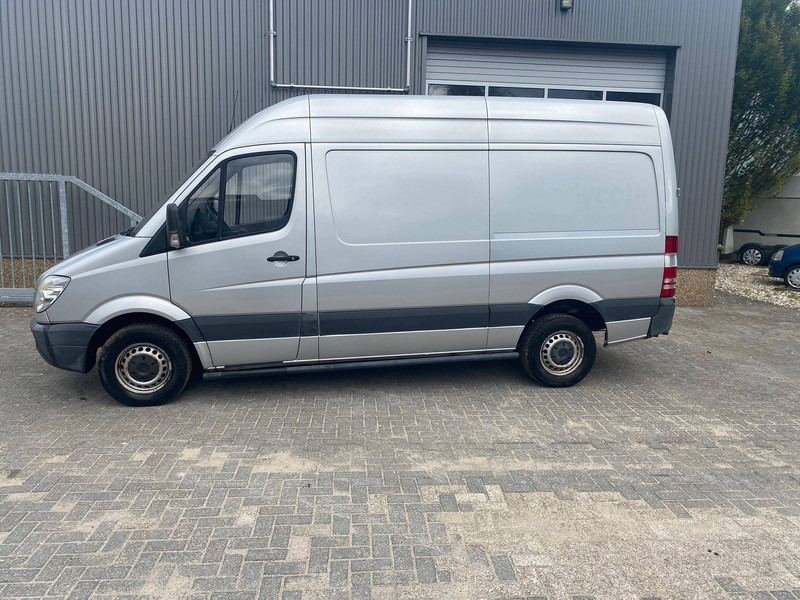 Mercedes-Benz 906 KA 35 SPRINTER 315CDI - Van panel: gambar 3 Mercedes-Benz 906 KA 35 SPRINTER 315CDI - Van panel: gambar 3