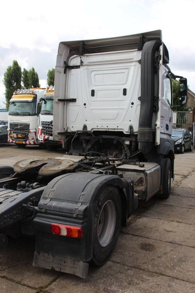 Mercedes-Benz 963-4-A - Truk sasis: gambar 5 Mercedes-Benz 963-4-A - Truk sasis: gambar 5