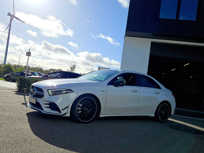 Mercedes-Benz A-Klasse (W117 - update) Berline _ A 35 Turbo 4Matic - Mobil sedan: gambar 2 Mercedes-Benz A-Klasse (W117 - update) Berline _ A 35 Turbo 4Matic - Mobil sedan: gambar 2