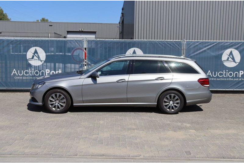 Mercedes-Benz E-Klasse 200 CDI - Mobil: gambar 2 Mercedes-Benz E-Klasse 200 CDI - Mobil: gambar 2