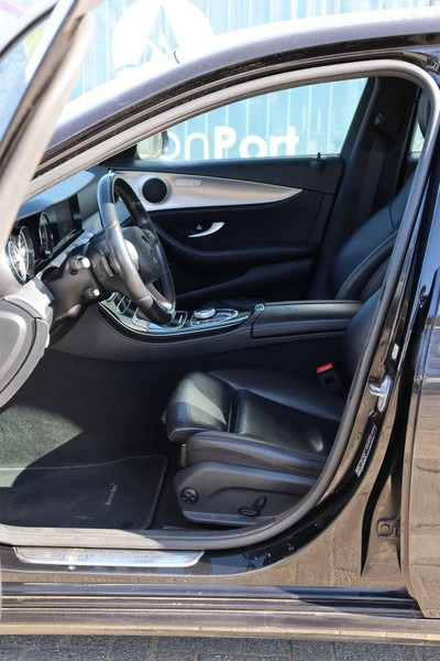 Mobil sedan Mercedes-Benz E-Klasse 200 D: gambar 17 Mobil sedan Mercedes-Benz E-Klasse 200 D: gambar 17
