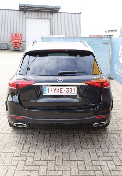 Mercedes-Benz GLE 300d - Mobil sedan: gambar 5 Mercedes-Benz GLE 300d - Mobil sedan: gambar 5