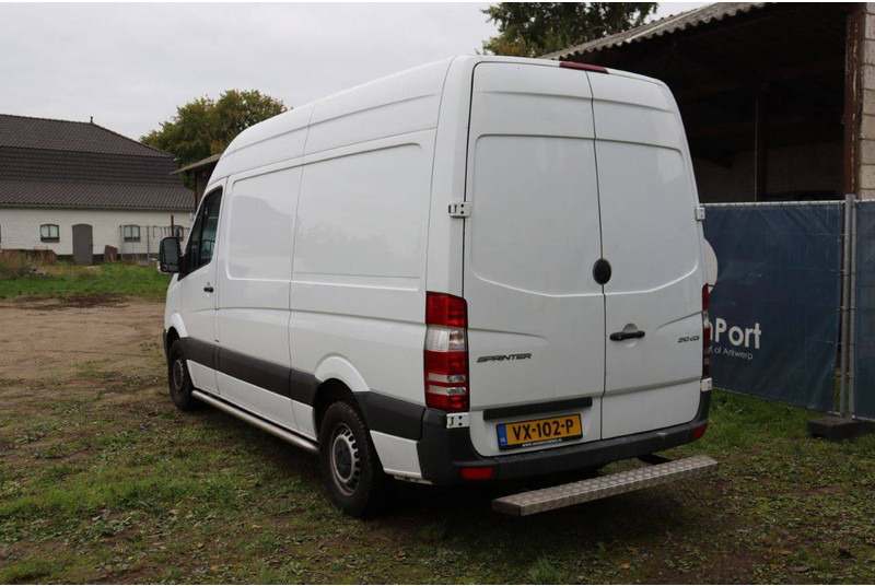 Mercedes-Benz Sprinter 210 CDI - Van panel: gambar 4 Mercedes-Benz Sprinter 210 CDI - Van panel: gambar 4