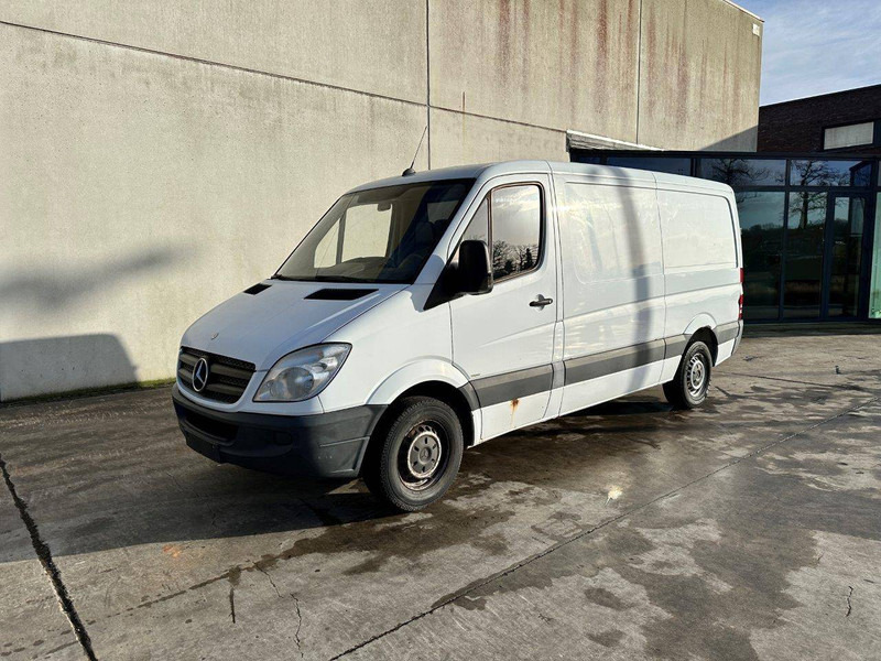Mercedes-Benz Sprinter 309 DCI - Van panel: gambar 1 Mercedes-Benz Sprinter 309 DCI - Van panel: gambar 1