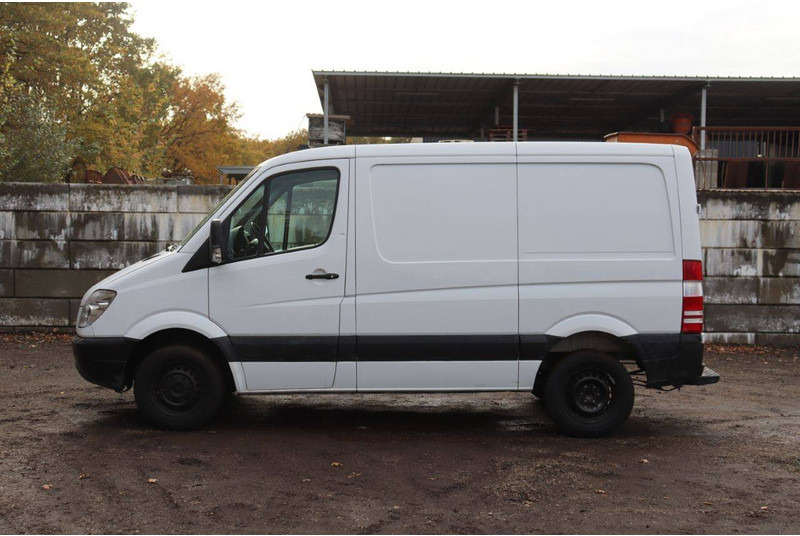 Mercedes-Benz Sprinter - Van panel: gambar 2 Mercedes-Benz Sprinter - Van panel: gambar 2