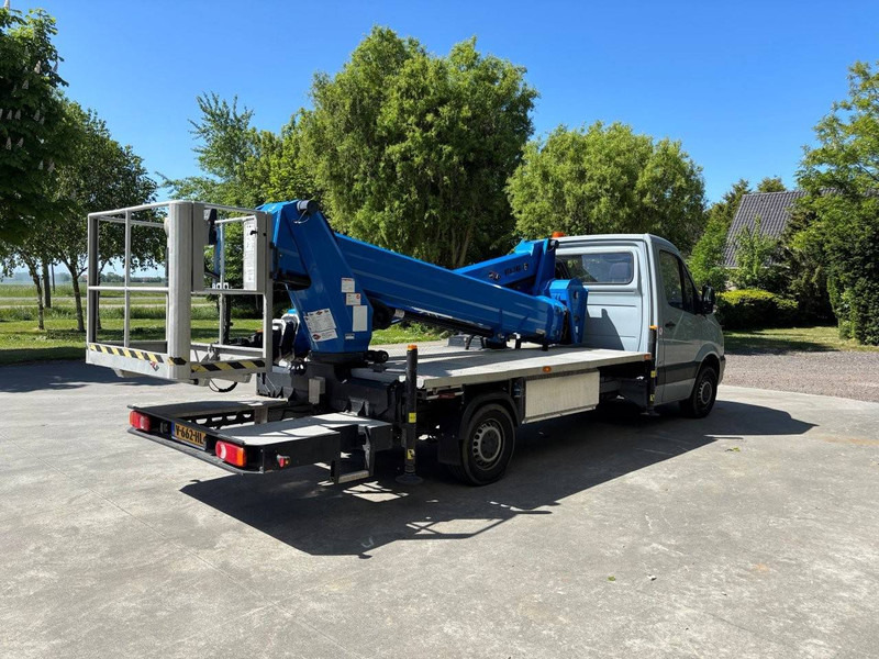 Mercedes-Benz Sprinter - Platform udara yang dipasang di truk: gambar 5 Mercedes-Benz Sprinter - Platform udara yang dipasang di truk: gambar 5