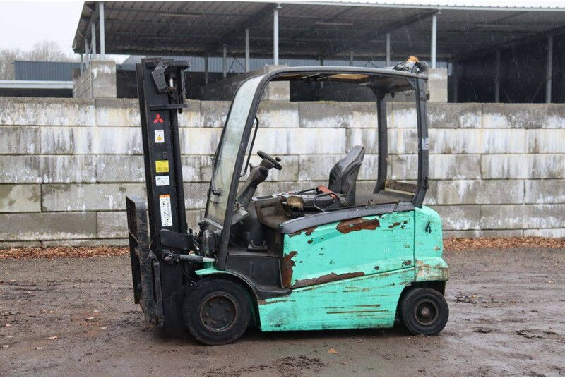 Mitsubishi FB35N - Forklift listrik: gambar 1 Mitsubishi FB35N - Forklift listrik: gambar 1