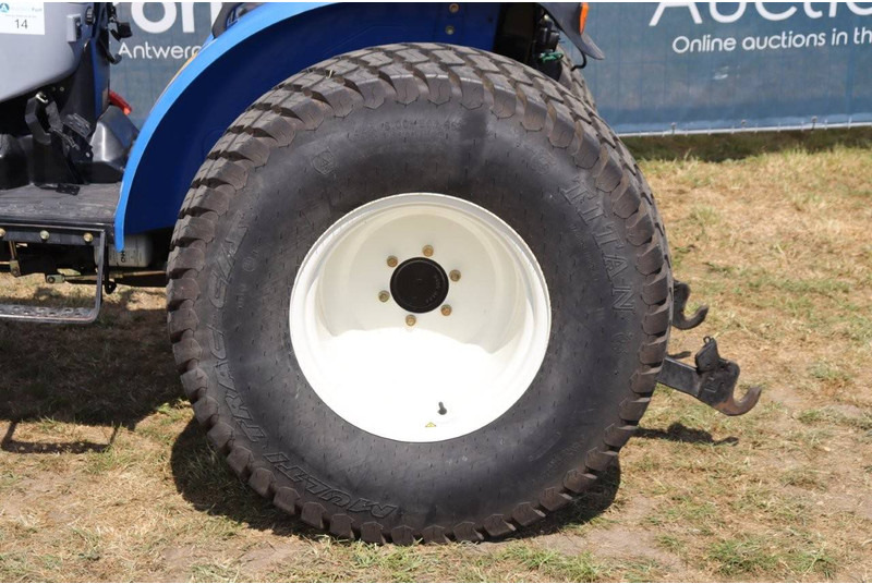 Traktor New Holland Boomer 50HST: gambar 14