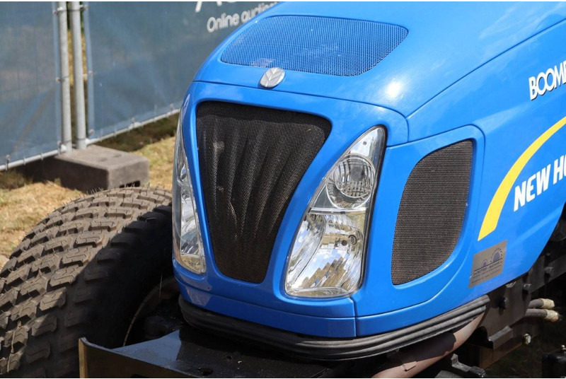 Traktor New Holland Boomer 50HST: gambar 11