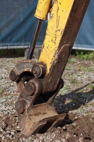 Ekskavator mini New Holland E10SR: gambar 11 Ekskavator mini New Holland E10SR: gambar 11