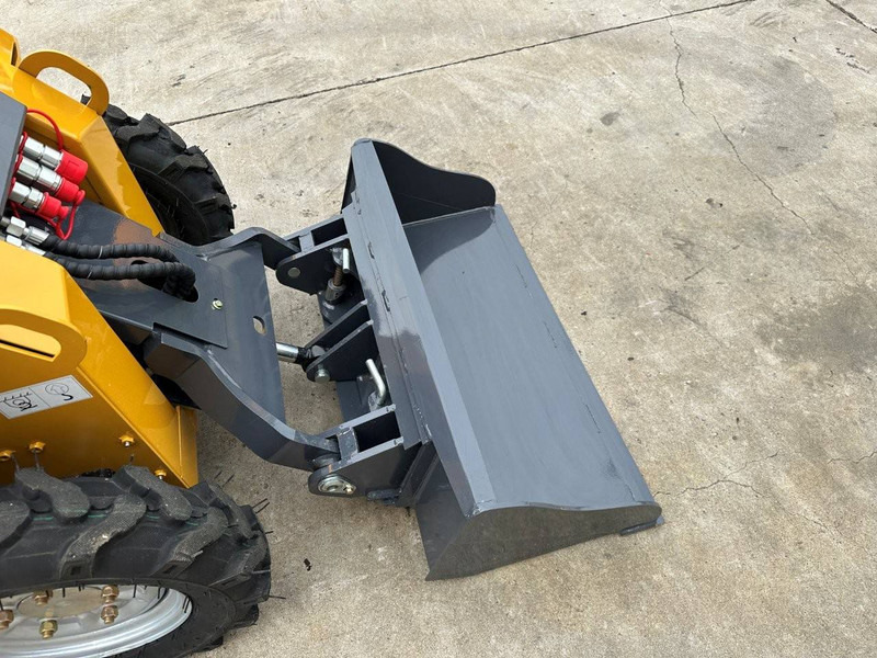 Wheel loader Newkrick SI360: gambar 11 Wheel loader Newkrick SI360: gambar 11