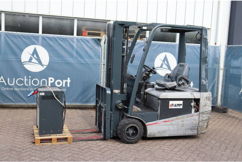 Nissan G1N1L18Q - Forklift listrik: gambar 1 Nissan G1N1L18Q - Forklift listrik: gambar 1