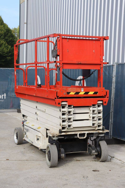 OSHKOSH 3246 ES - Scissor lifts: gambar 5 OSHKOSH 3246 ES - Scissor lifts: gambar 5