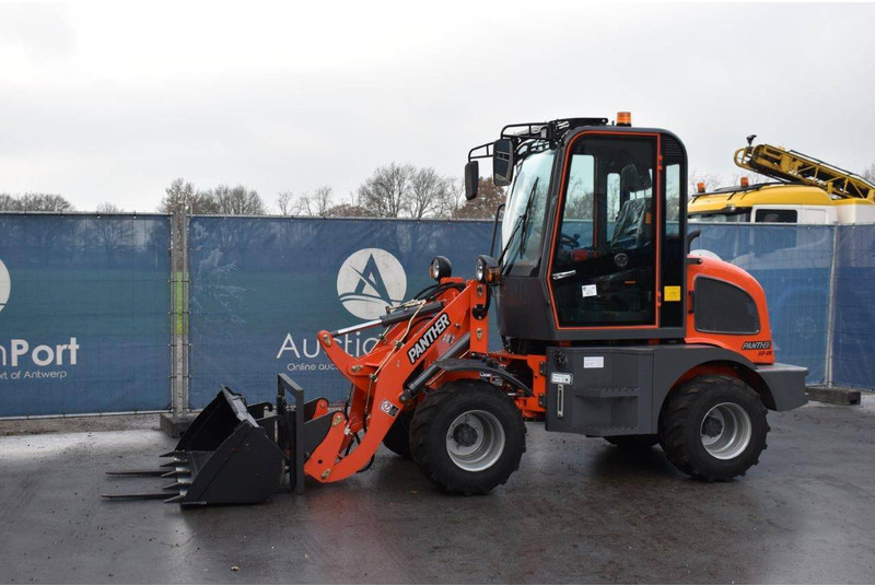 Panther 10-08 - Wheel loader: gambar 1 Panther 10-08 - Wheel loader: gambar 1
