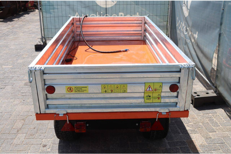 Panther T2.5/4 - Trailer jungkit: gambar 5 Panther T2.5/4 - Trailer jungkit: gambar 5