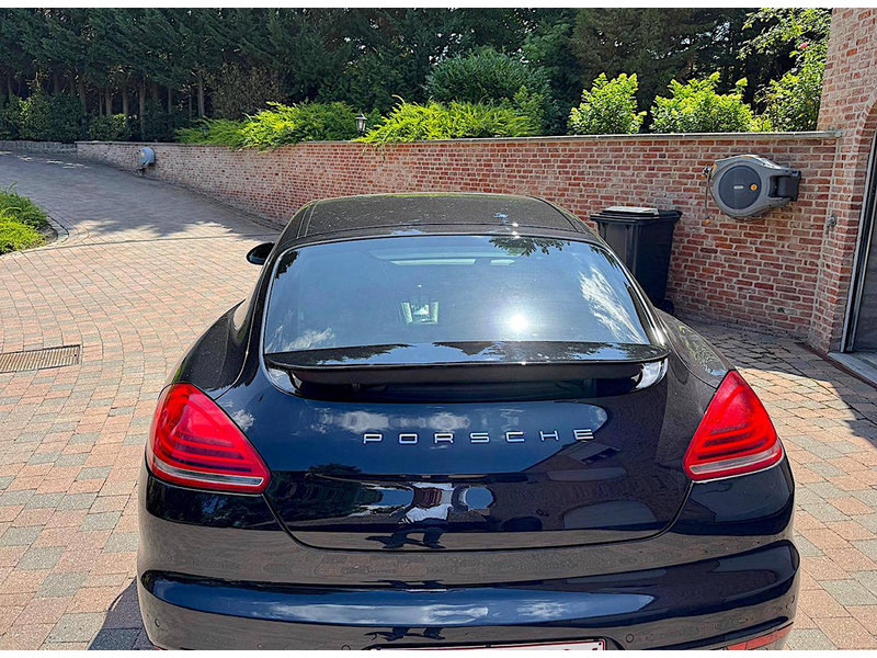 Porsche Panamera 3.0 V6 Diesel - Mobil sedan: gambar 2 Porsche Panamera 3.0 V6 Diesel - Mobil sedan: gambar 2