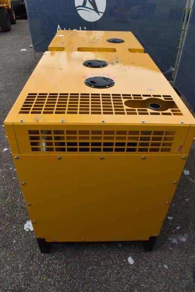 Ricardo APW-60 - Genset: gambar 4 Ricardo APW-60 - Genset: gambar 4