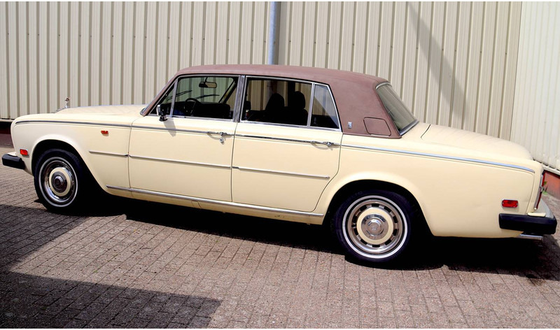 Rolls-Royce Silver Shadow II EverFlex - Mobil sedan: gambar 2 Rolls-Royce Silver Shadow II EverFlex - Mobil sedan: gambar 2