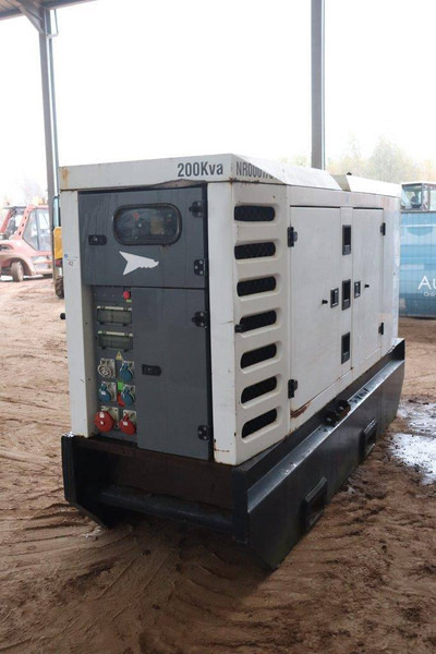 SDMO R220C3 - Genset: gambar 5 SDMO R220C3 - Genset: gambar 5
