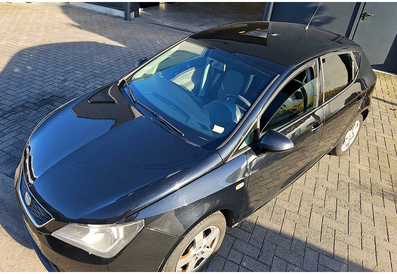 SEAT Ibiza 1.6 TDI - Mobil sedan: gambar 5 SEAT Ibiza 1.6 TDI - Mobil sedan: gambar 5