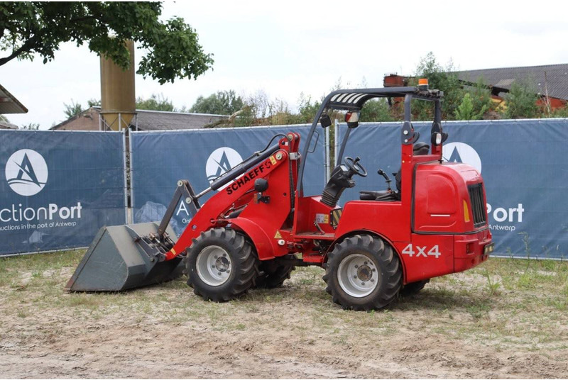 Schaeff 820 - Wheel loader: gambar 3 Schaeff 820 - Wheel loader: gambar 3