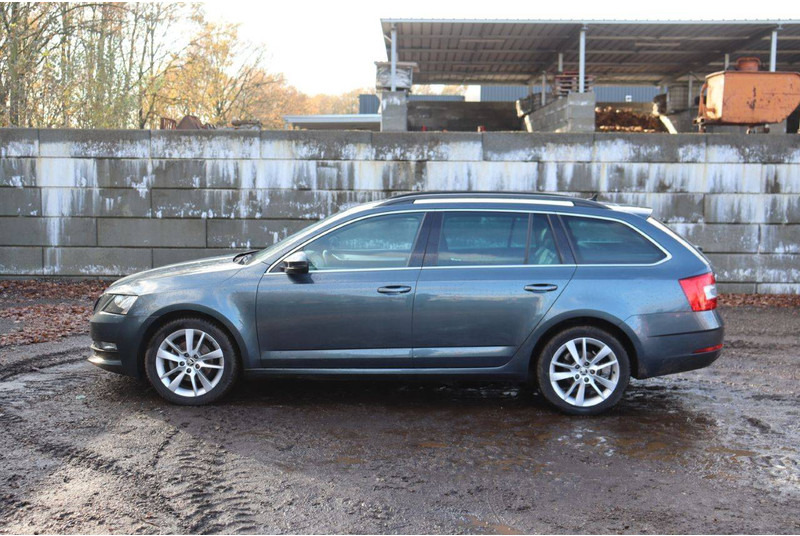 Škoda Octavia - Mobil: gambar 2 Škoda Octavia - Mobil: gambar 2