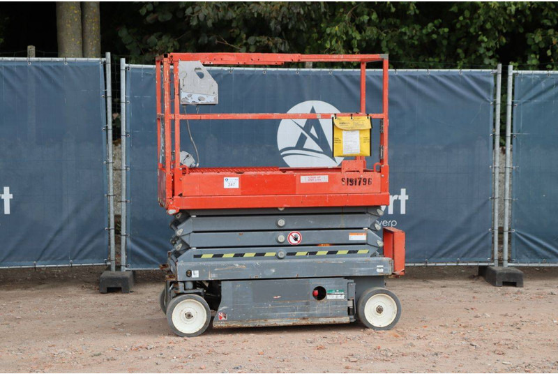 Skyjack SJ3219 - Scissor lifts: gambar 1 Skyjack SJ3219 - Scissor lifts: gambar 1