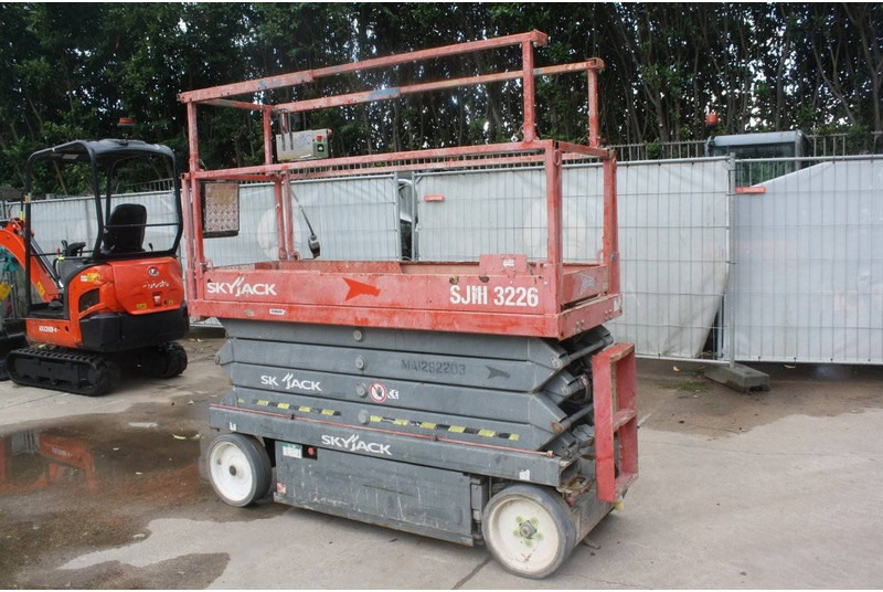Skyjack SJ3226 - Scissor lifts: gambar 4 Skyjack SJ3226 - Scissor lifts: gambar 4
