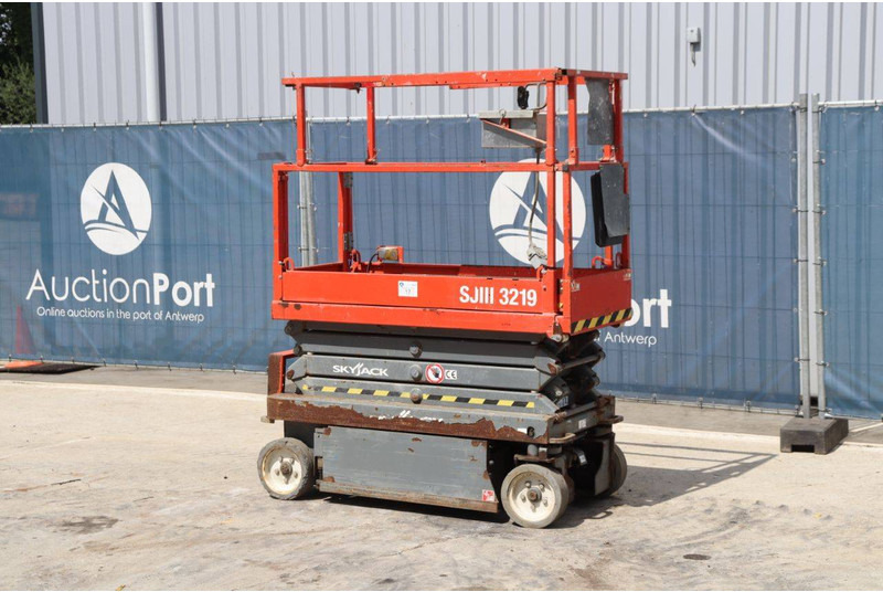 Skyjack SJIII 3219 - Scissor lifts: gambar 3 Skyjack SJIII 3219 - Scissor lifts: gambar 3