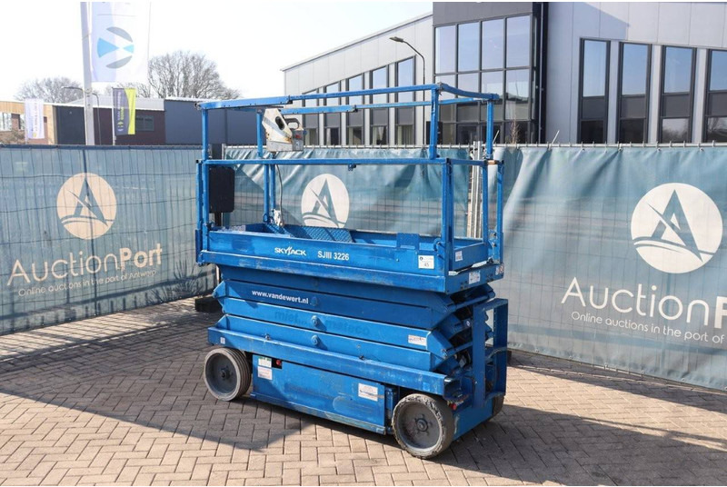 Skyjack SJIII 3226 - Scissor lifts: gambar 3 Skyjack SJIII 3226 - Scissor lifts: gambar 3