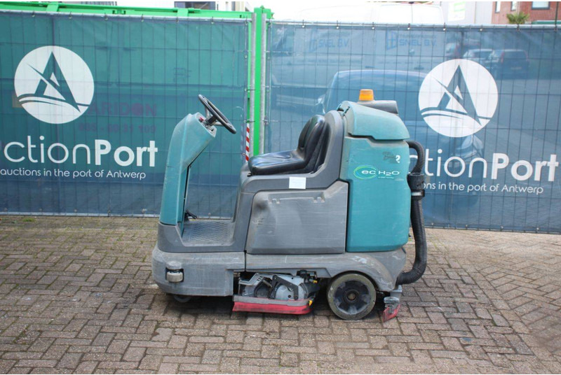 TENNANT T12 - Pengering penggosok: gambar 2 TENNANT T12 - Pengering penggosok: gambar 2