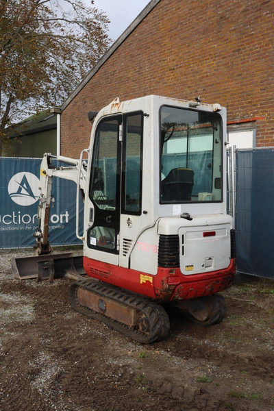 Takeuchi TB016 - Ekskavator perayap: gambar 4 Takeuchi TB016 - Ekskavator perayap: gambar 4
