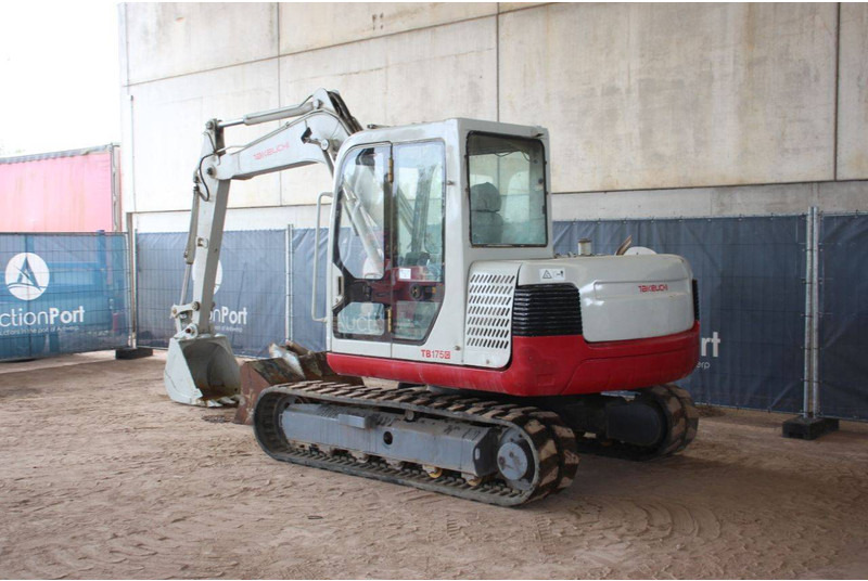 Takeuchi TB175C - Ekskavator perayap: gambar 3 Takeuchi TB175C - Ekskavator perayap: gambar 3