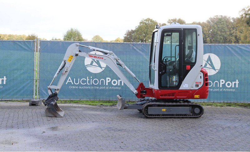 Takeuchi TB216 - Ekskavator perayap: gambar 1 Takeuchi TB216 - Ekskavator perayap: gambar 1