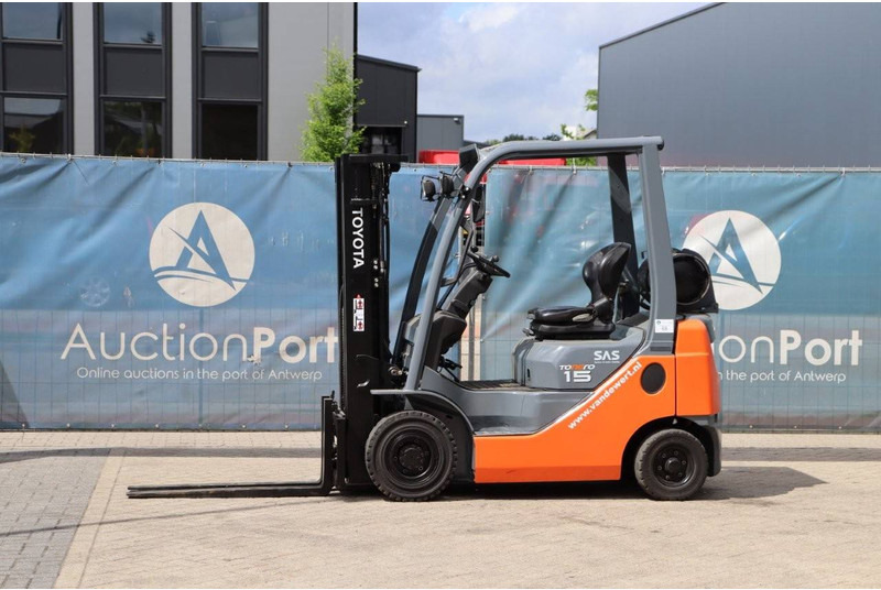 Toyota 02-8FGF18 - Forklift LPG: gambar 1 Toyota 02-8FGF18 - Forklift LPG: gambar 1