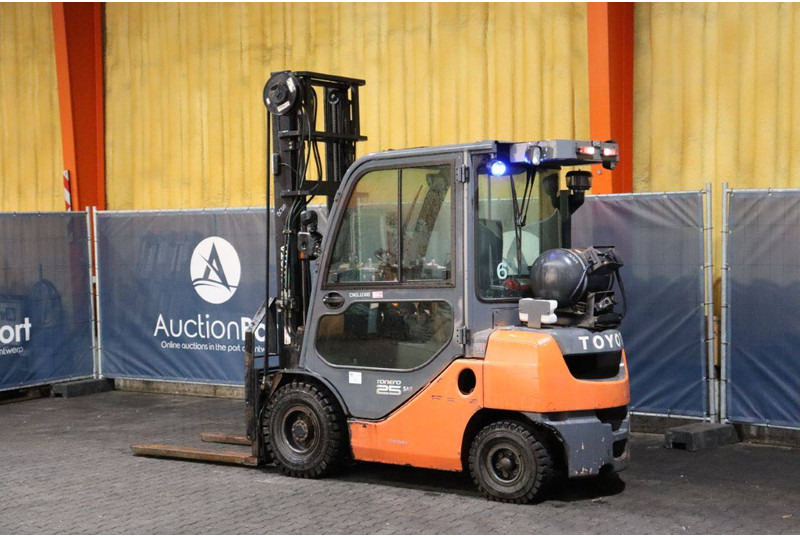 Toyota 02-8FGF25 - Forklift LPG: gambar 3 Toyota 02-8FGF25 - Forklift LPG: gambar 3