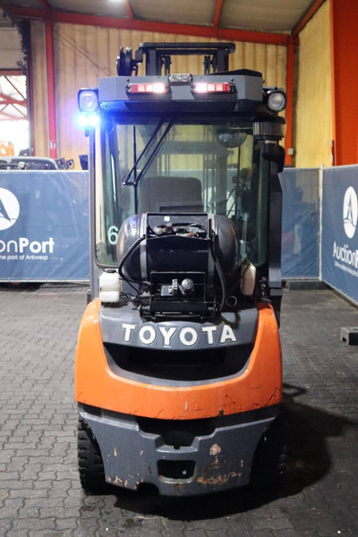Toyota 02-8FGF25 - Forklift LPG: gambar 5 Toyota 02-8FGF25 - Forklift LPG: gambar 5