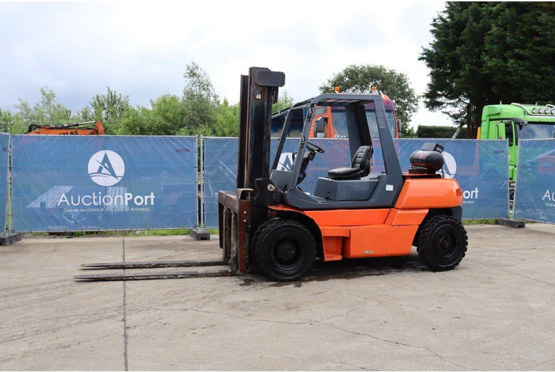 Toyota 5FG60 - Forklift LPG: gambar 1 Toyota 5FG60 - Forklift LPG: gambar 1