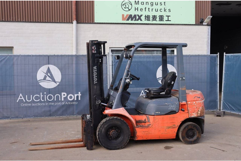 Toyota 62-3FDF25 - Forklift diesel: gambar 1 Toyota 62-3FDF25 - Forklift diesel: gambar 1