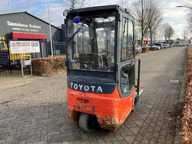 Toyota 7FBEST15 - Forklift listrik: gambar 4 Toyota 7FBEST15 - Forklift listrik: gambar 4