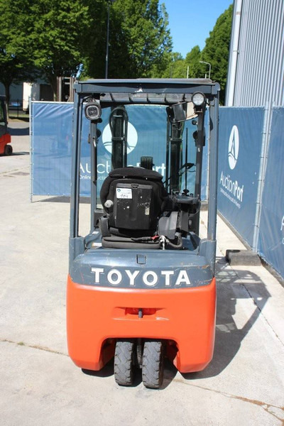 Toyota 8FBEK16T - Forklift listrik: gambar 4 Toyota 8FBEK16T - Forklift listrik: gambar 4