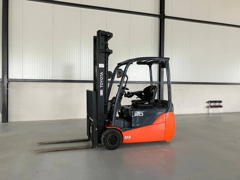 Toyota 8FBET20 - Forklift listrik: gambar 1 Toyota 8FBET20 - Forklift listrik: gambar 1