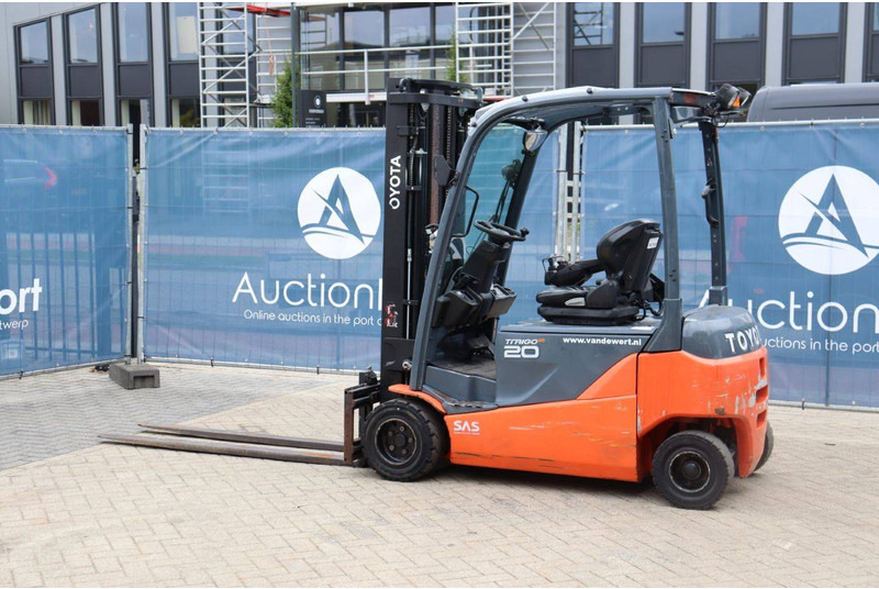 Toyota 8FBM20T - Forklift listrik: gambar 3 Toyota 8FBM20T - Forklift listrik: gambar 3