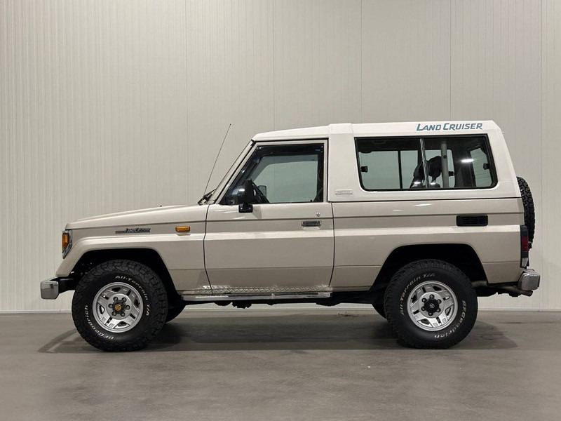 Toyota Land Cruiser - Mobil: gambar 2 Toyota Land Cruiser - Mobil: gambar 2