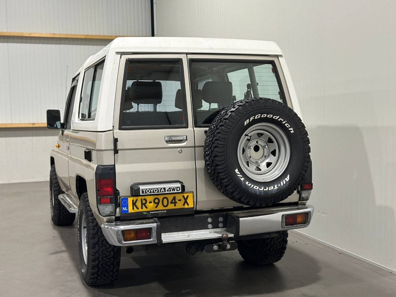 Toyota Land Cruiser - Mobil: gambar 4 Toyota Land Cruiser - Mobil: gambar 4
