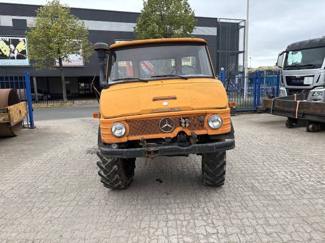 Unimog U600 - Truk derek: gambar 2 Unimog U600 - Truk derek: gambar 2