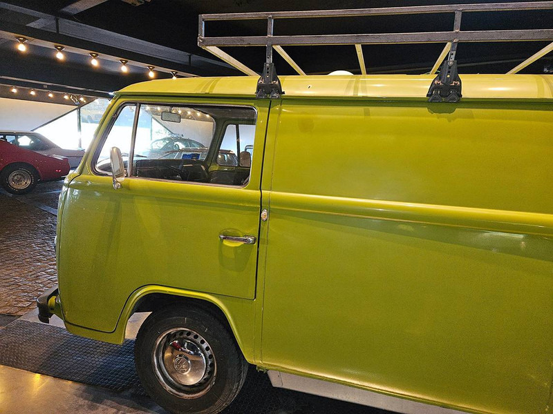 Volkswagen T2 _ 1.6 - Bus kota: gambar 2 Volkswagen T2 _ 1.6 - Bus kota: gambar 2