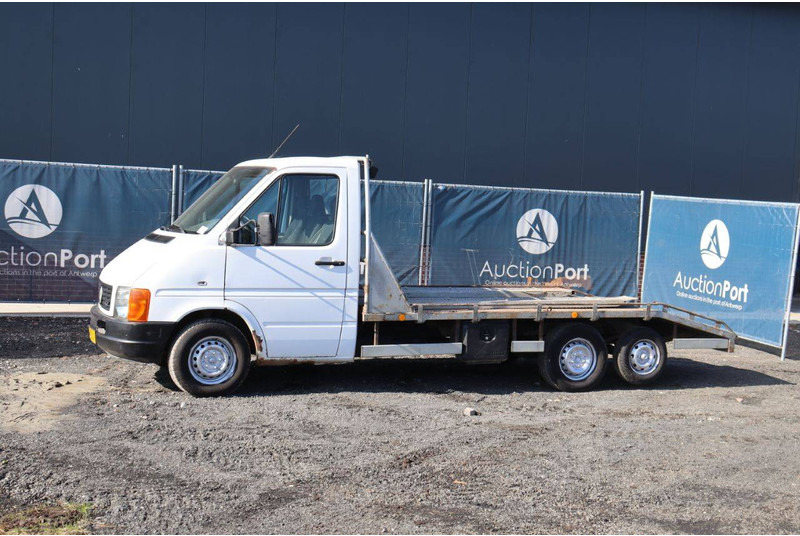 Volkswagen TDI - Truk pengangkut mobil: gambar 1 Volkswagen TDI - Truk pengangkut mobil: gambar 1