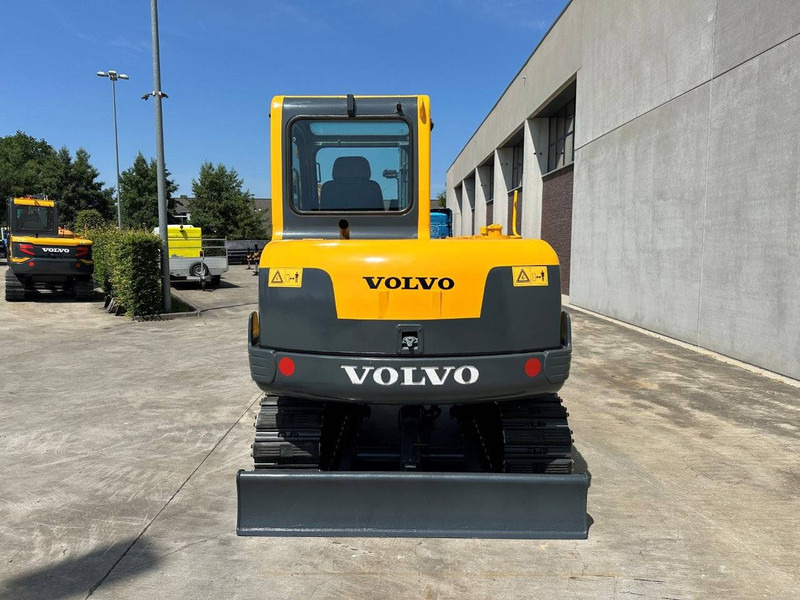 Volvo EC55B - Ekskavator perayap: gambar 5 Volvo EC55B - Ekskavator perayap: gambar 5