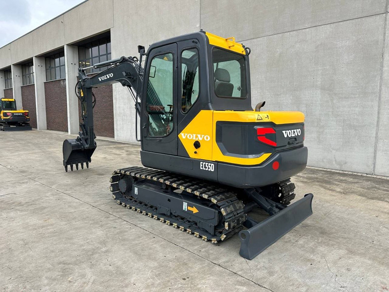 Ekskavator perayap Volvo EC55D: gambar 6